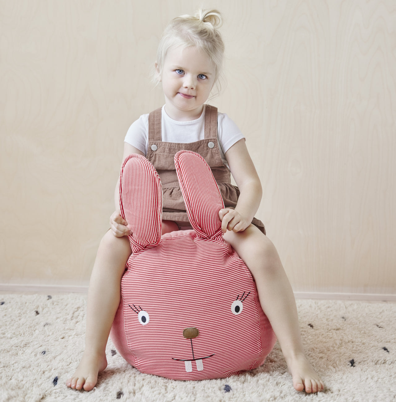 OYOY-rosy-rabbit-beanbag