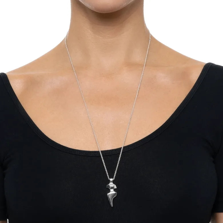 EfvaAttling-nous-les-femmes-necklace