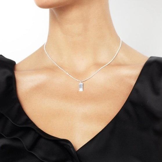 EfvaAttling-little-hope-pendant