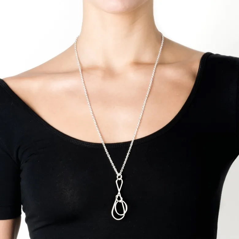 EfvaAttling-loopiloop-pendant-necklace