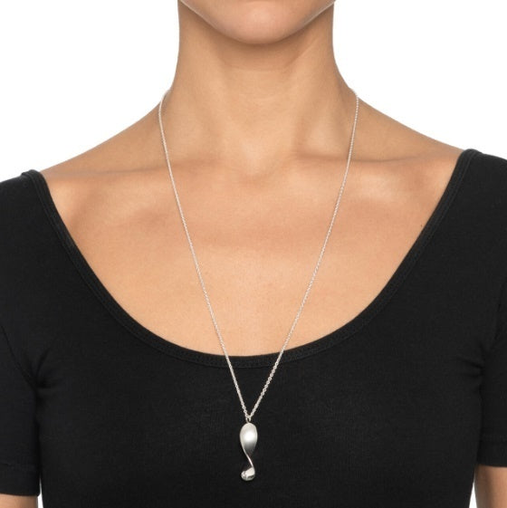 EfvaAttling-blades-pendant-necklace