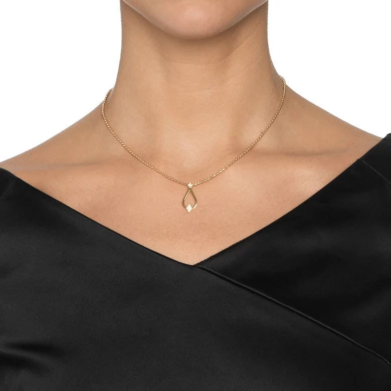 EfvaAttling-little-dew-drops-stars-pendant-necklace-gold