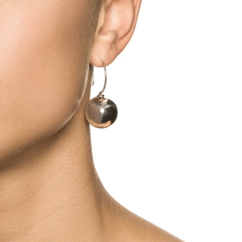EfvaAttling-balls-earrings