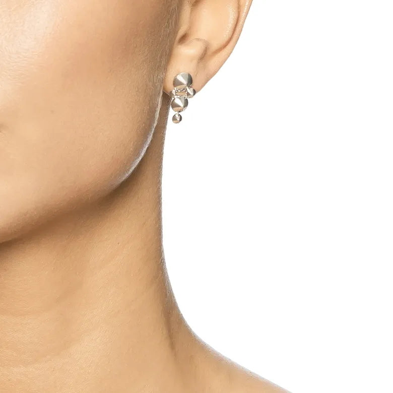 EfvaAttling-cremant-earrings