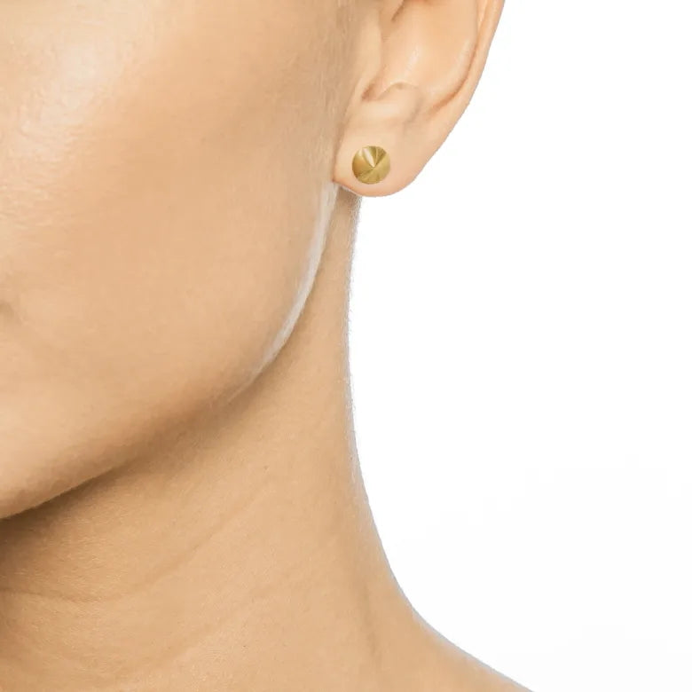 EfvaAttling-cremant-studs-gold