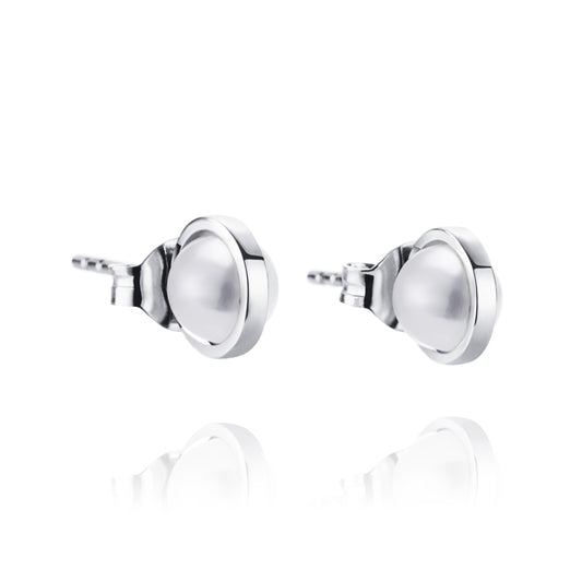 EfvaAttling-little-day-pearl-earrings-white-gold