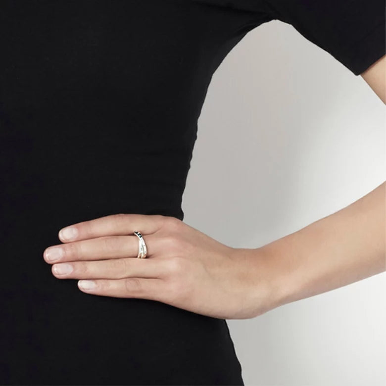 EfvaAttling-pencez-de-moy-edge-ring