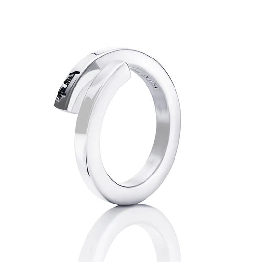 EfvaAttling-little-twist-ring