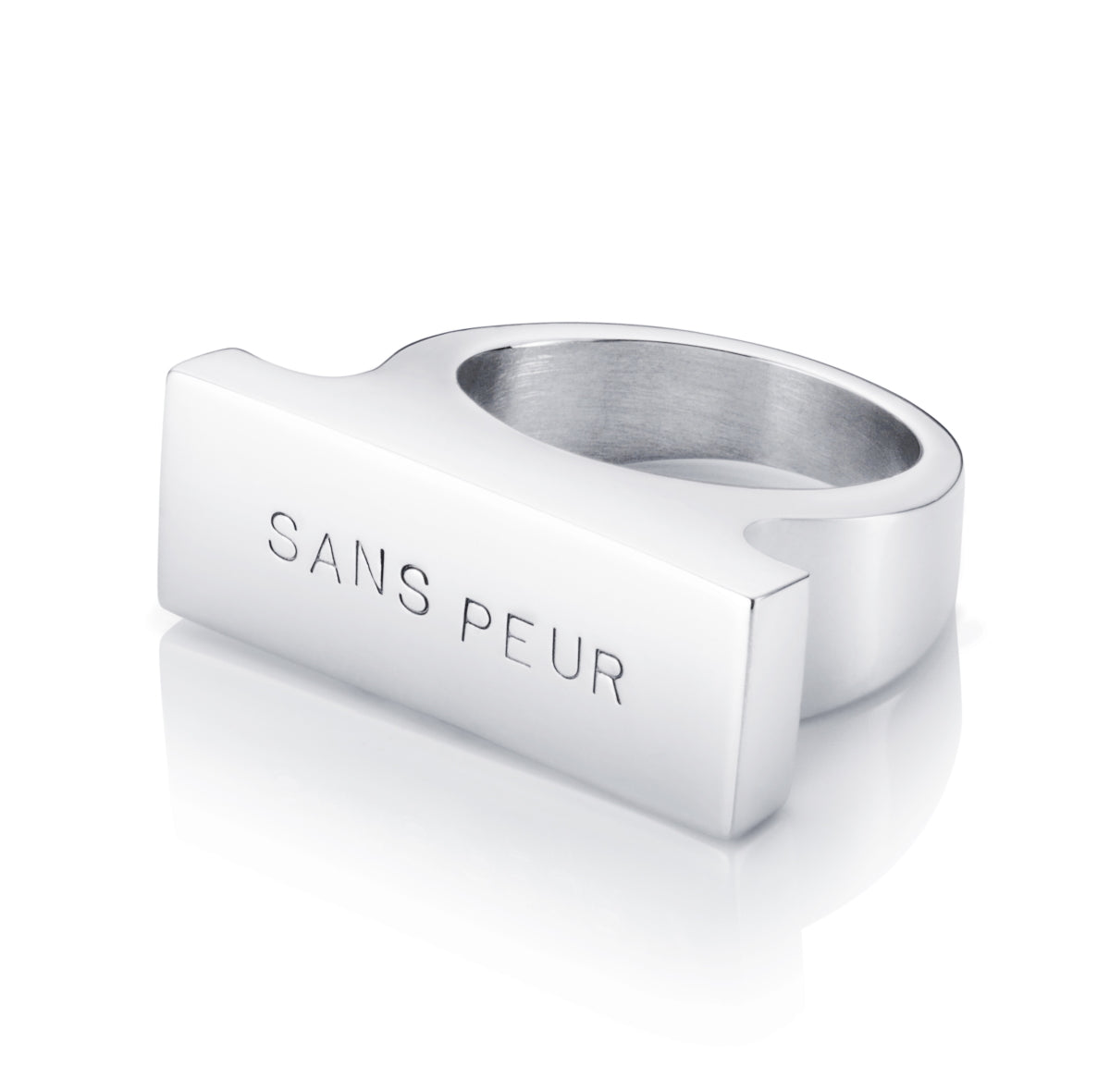 EfvaAttling-funky-ring-sans-peur