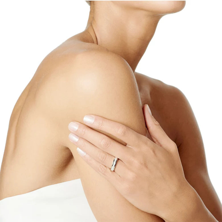 EfvaAttling-4-stars-ring