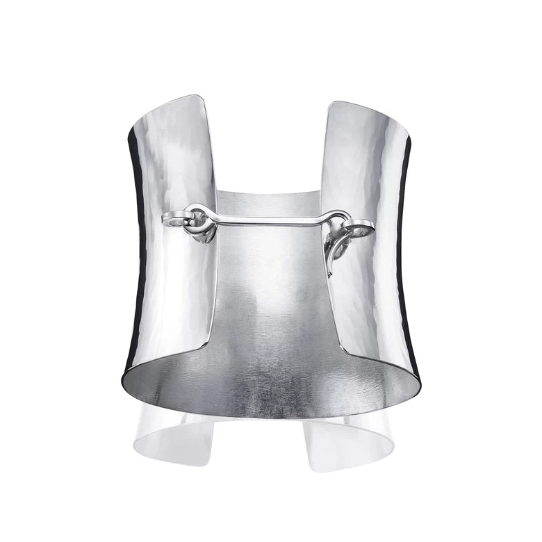 EfvaAttling-hooked-on-simone-cuff