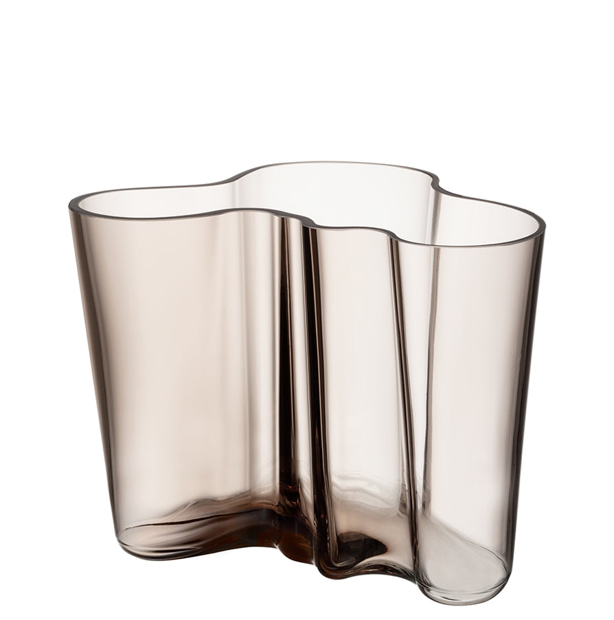 Iittala-aalto-vase-16cm-linen