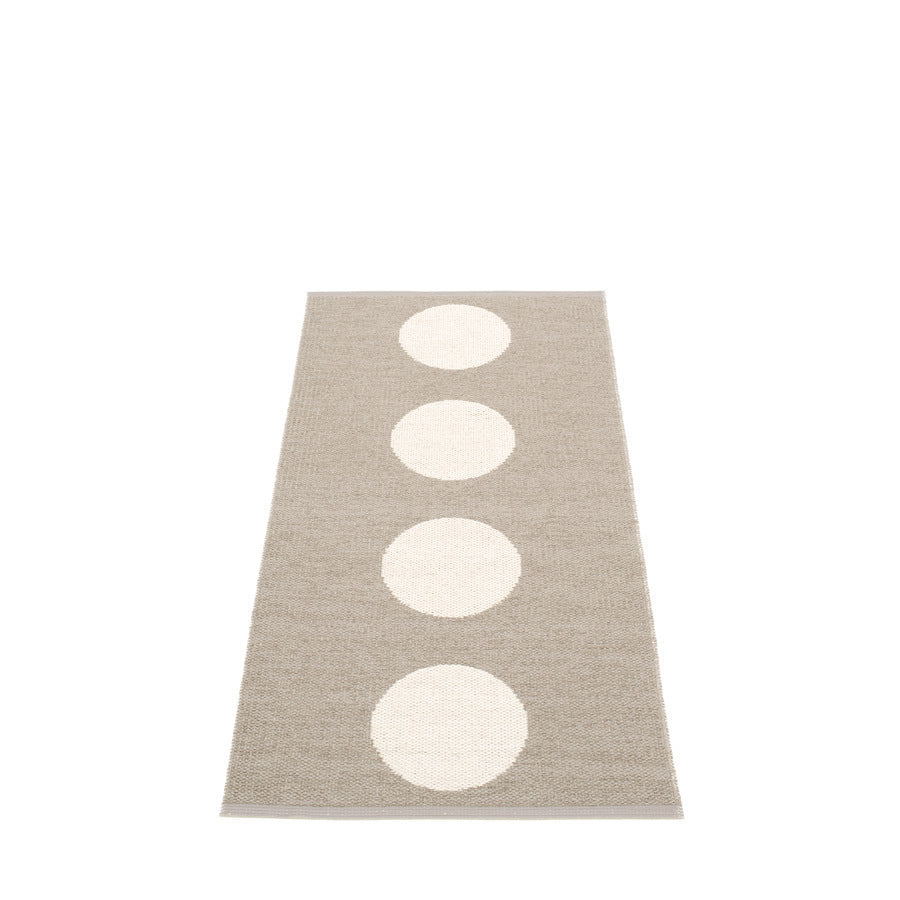 Pappelina-vera-rug-mud70x300