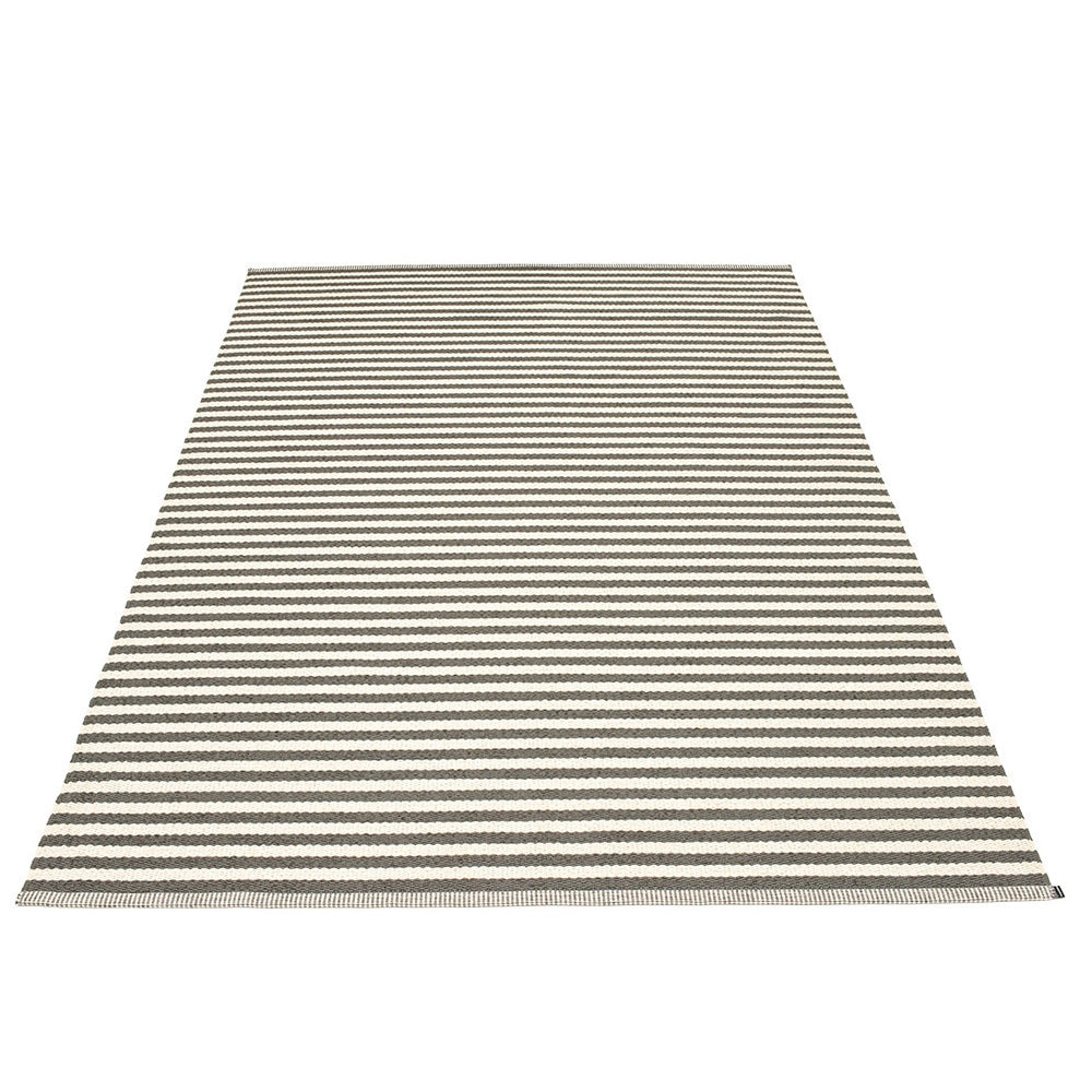 Pappelina-duo-rug-charcoal-230x320