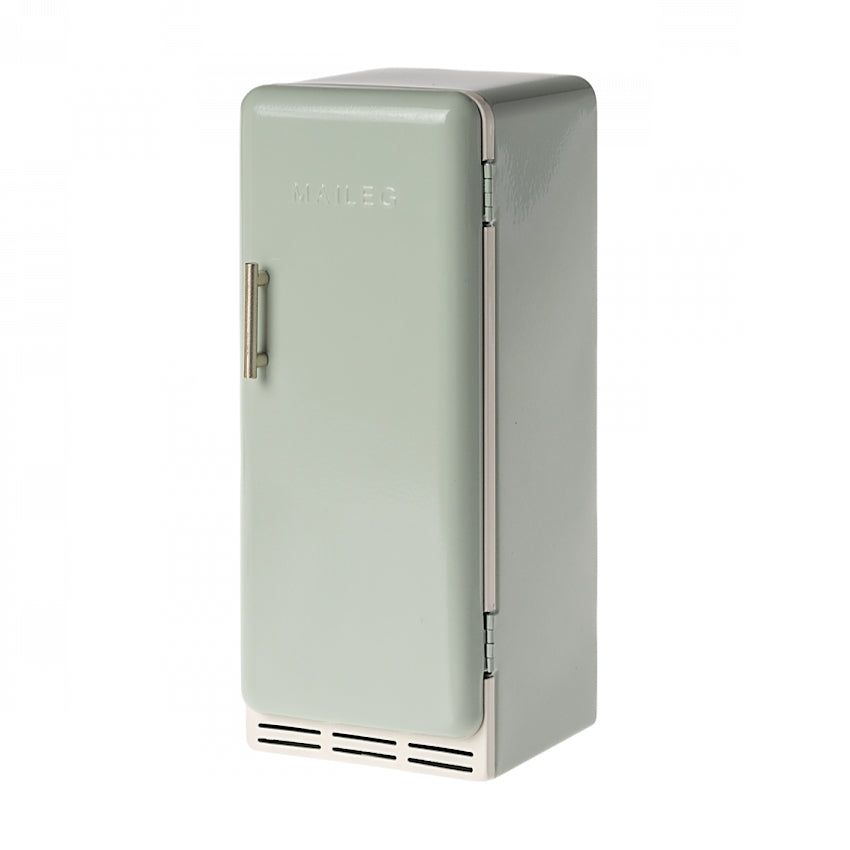 maileg-miniature-fridge-mint-1