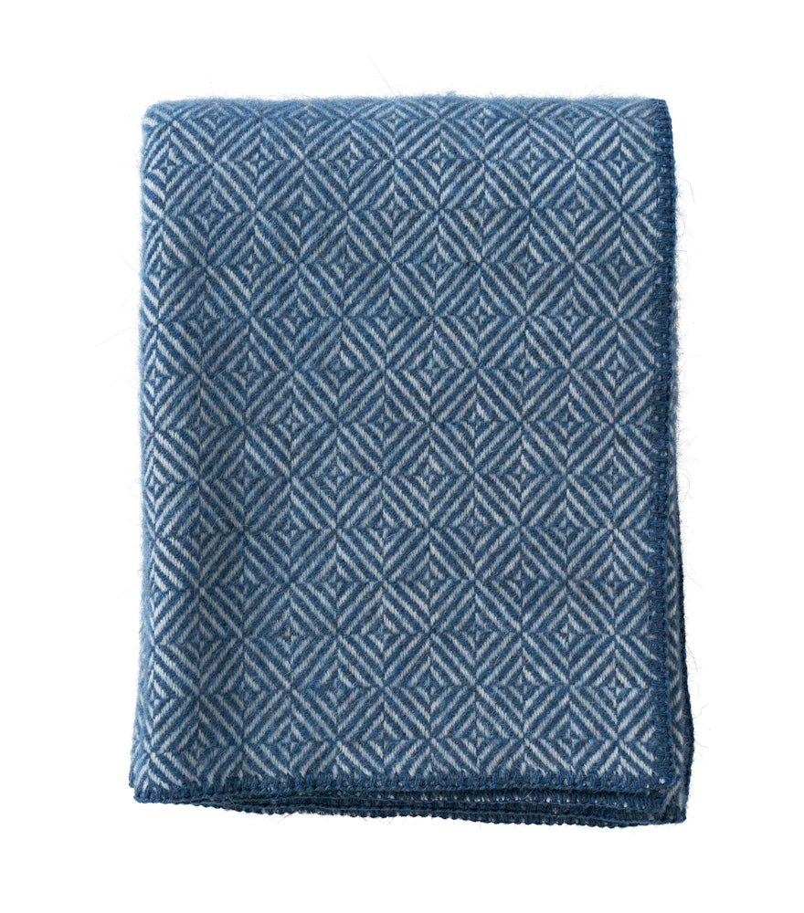 Klippan-diamonds-wool-blanket