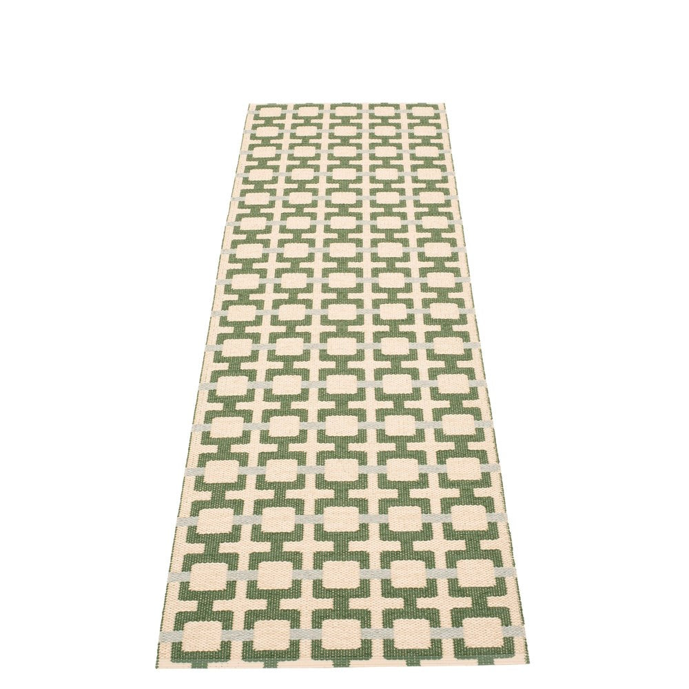 Pappelina Rug Tom Leaf 70x240