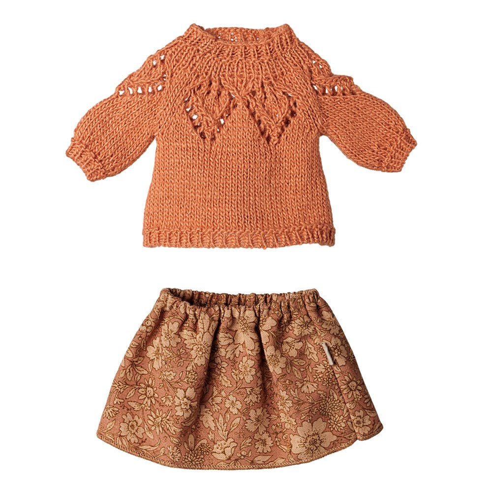 Maileg Skirt & Knitted Sweater Medium Mouse