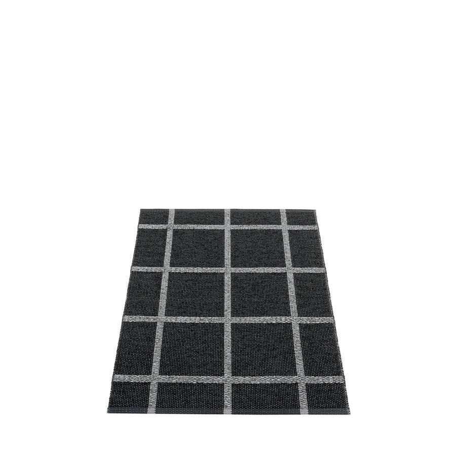 Pappelina-ada-rug-black70x150