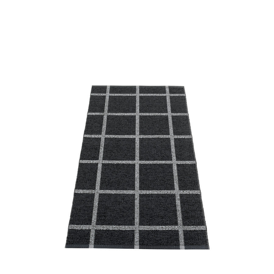 Pappelina-ada-rug-black70x300