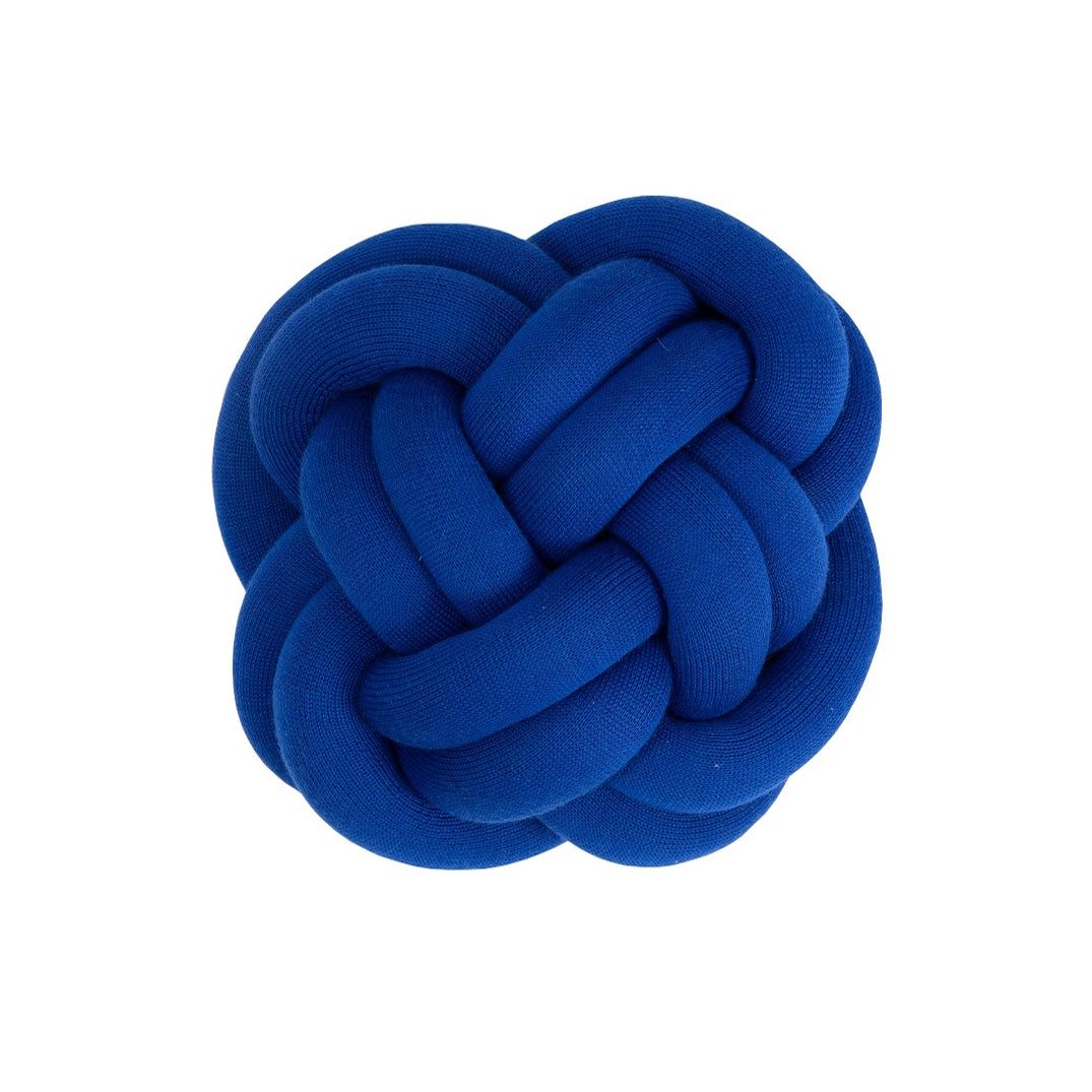 DesignHouseStockholm-knot-cushion