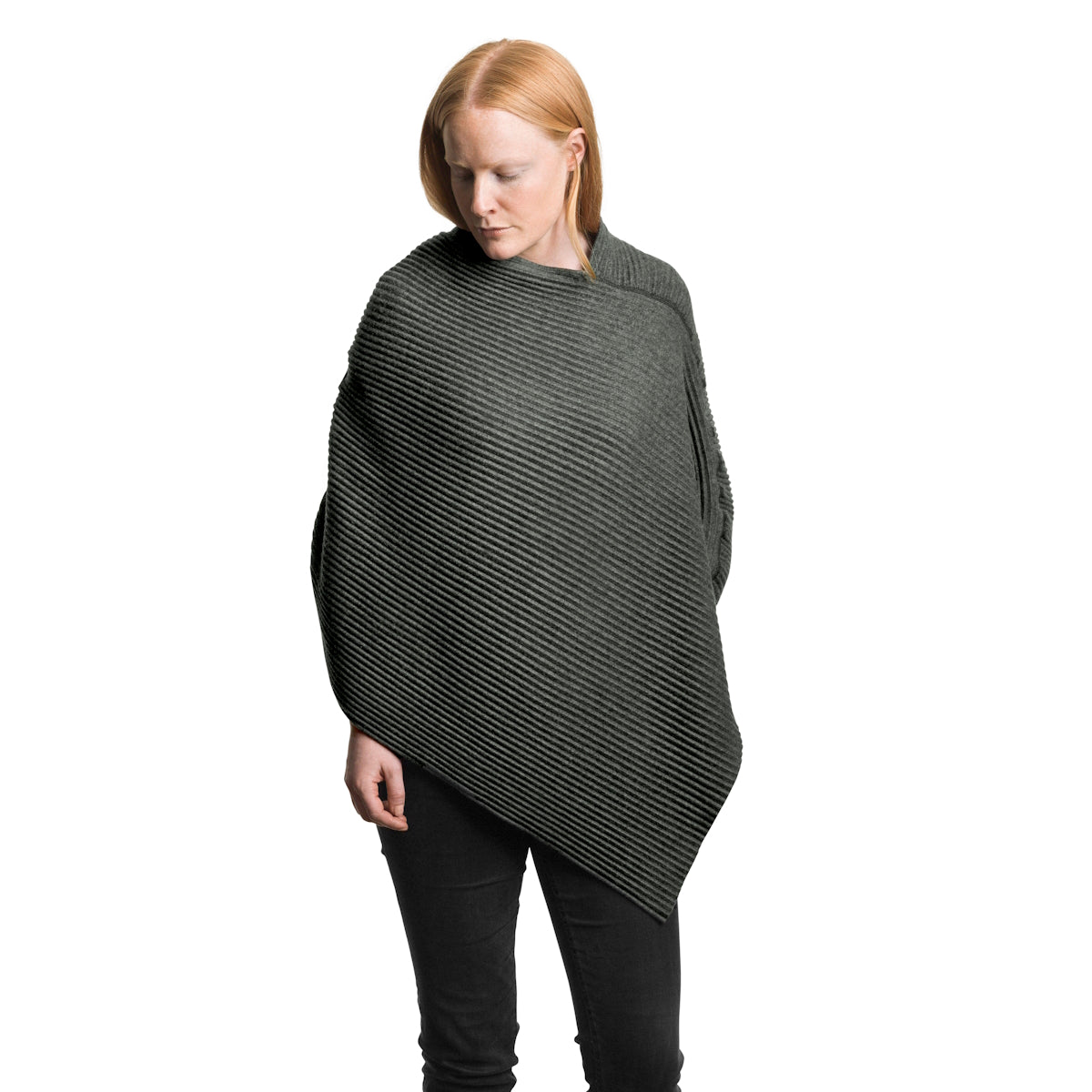 DesignHouseStockholm-pleece-poncho-small