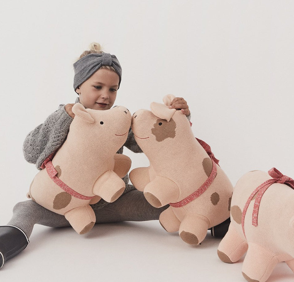 OYOY-sofie-the-christmas-pig