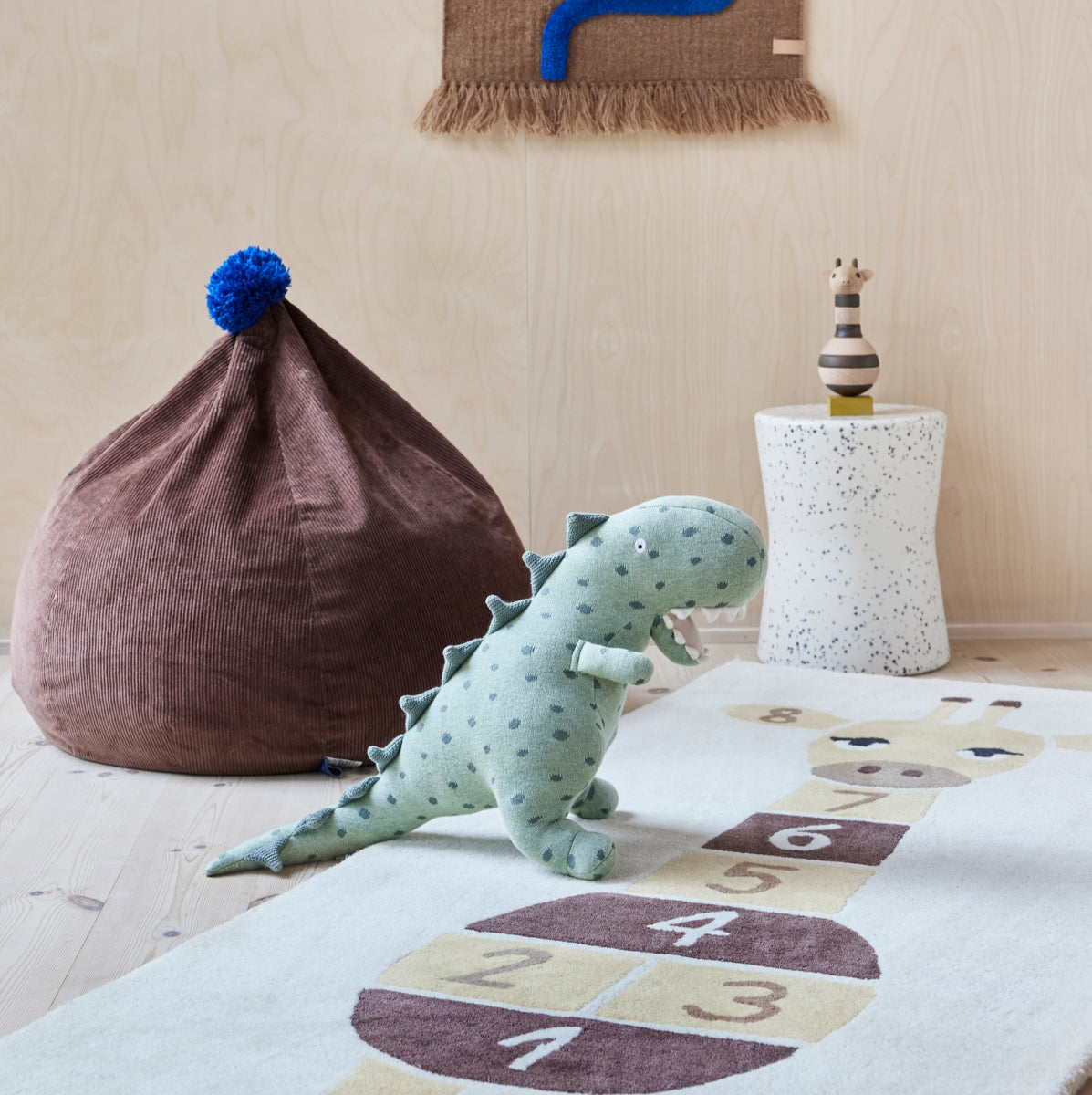 OYOY-giraf-hopscotch-rug