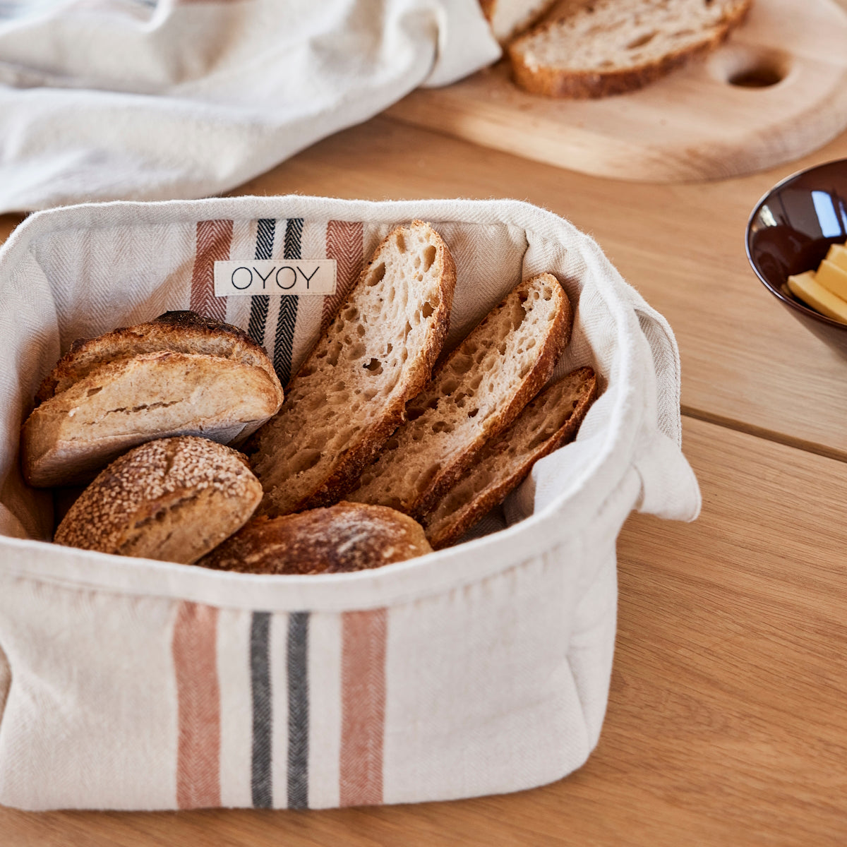 OYOY-linu-bread-basket-caramel