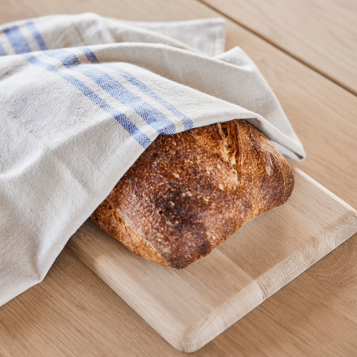 OYOY-linu-tea-towel-blue-2pack