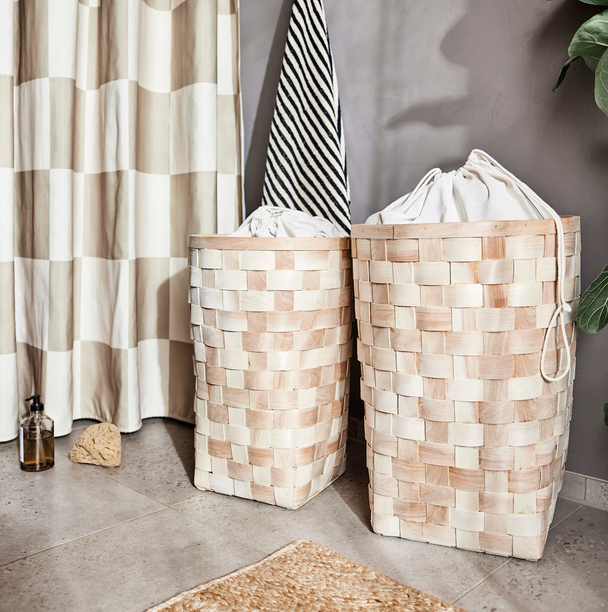 OYOY-sporta-laundry-storage-basket-medium