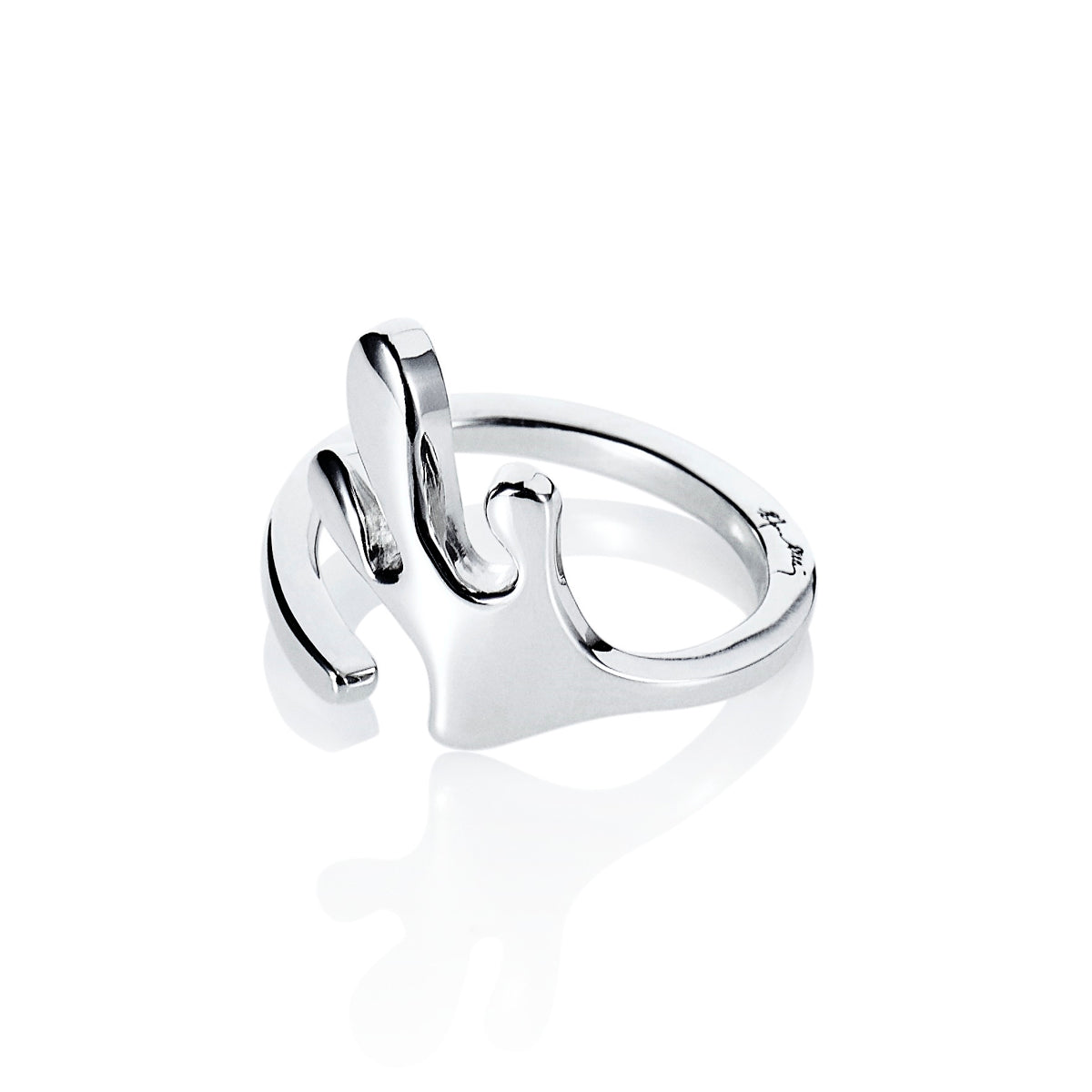 EfvaAttling-honey-ring