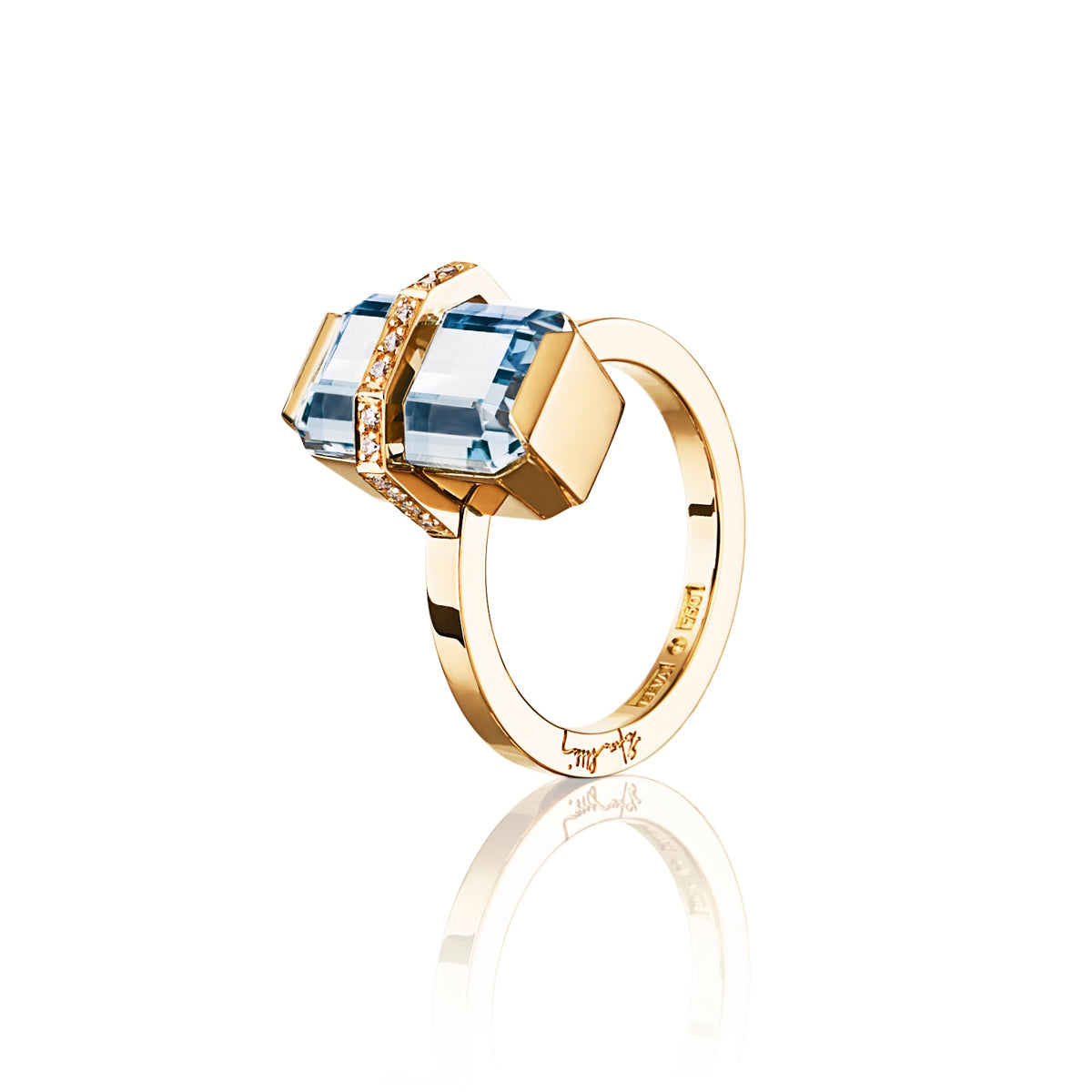 EfvaAttling-little-bend-over-ring-aquamarine-17-26
