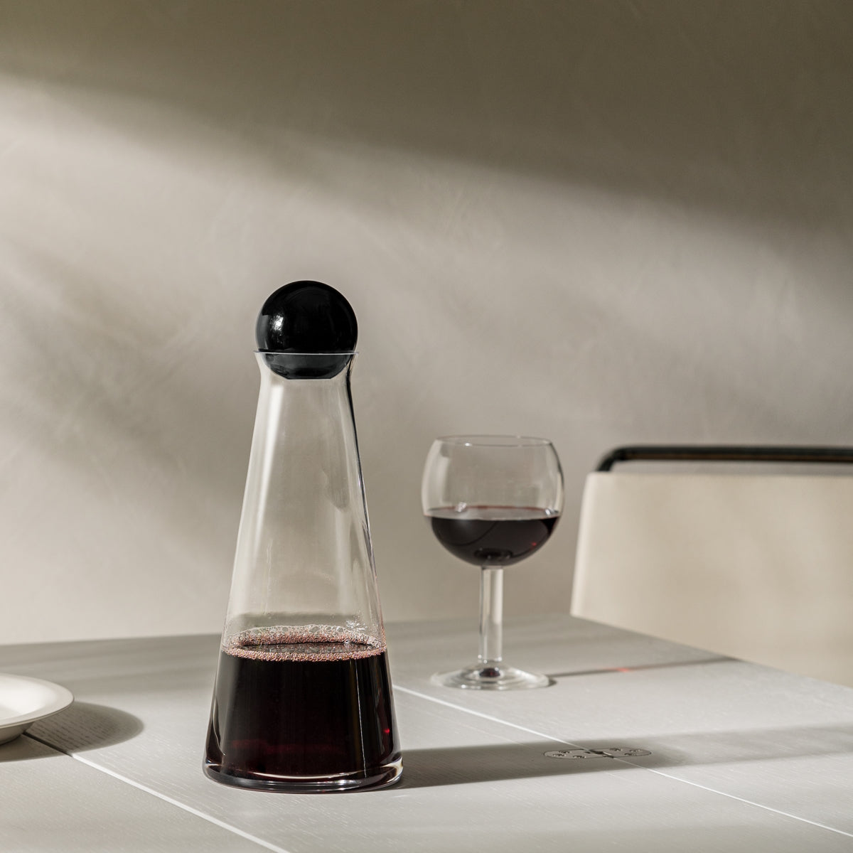 DesignHouseStockholm-fia-carafeBlack