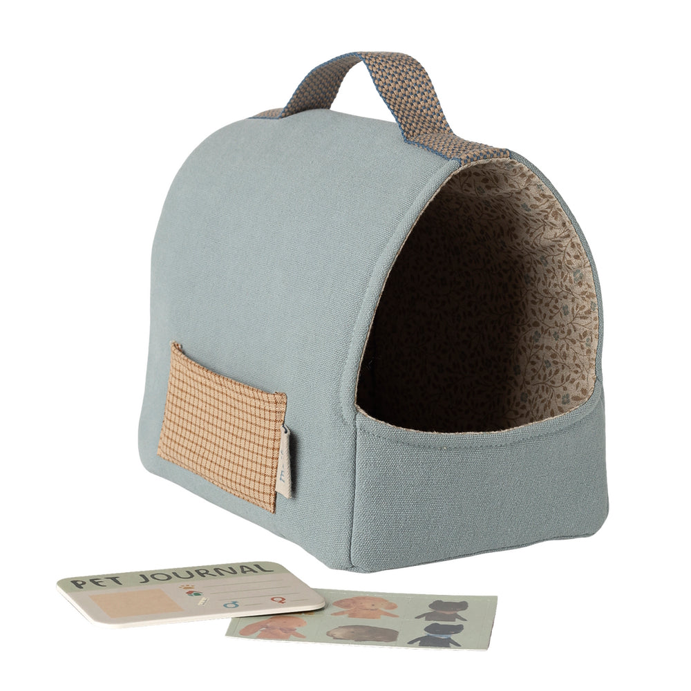 Maileg Pet Carrier Dusty Blue