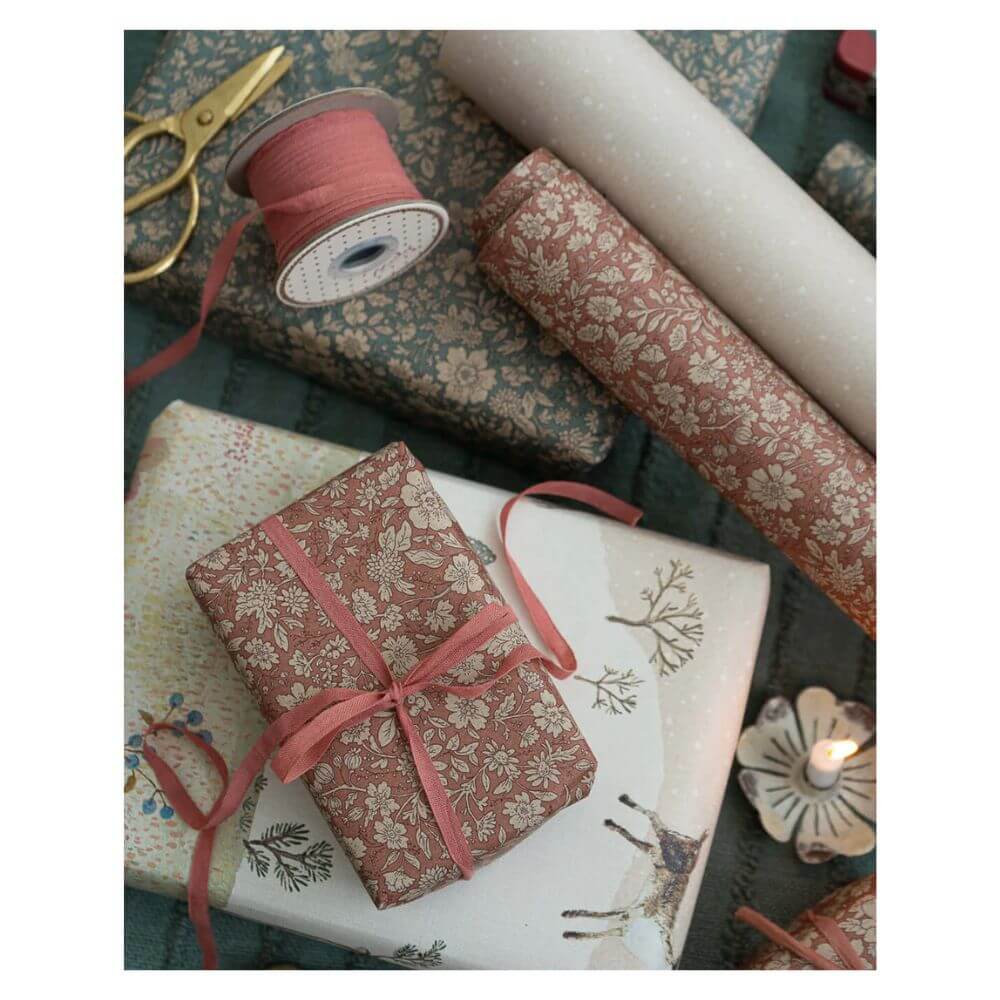 Maileg_Gift_wrap_Blossom_Red_10m