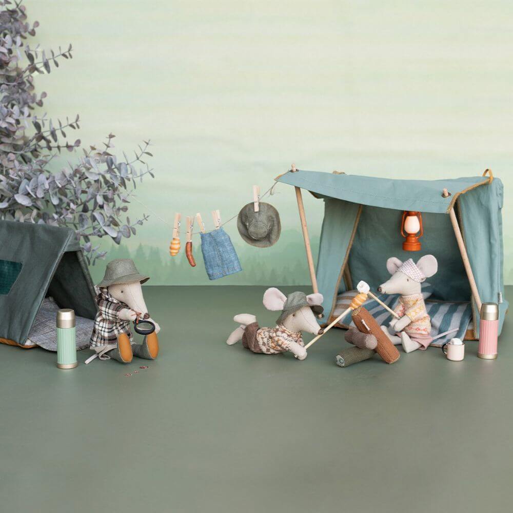 Maileg_Happy_Camper_Tent_Mouse_Styled