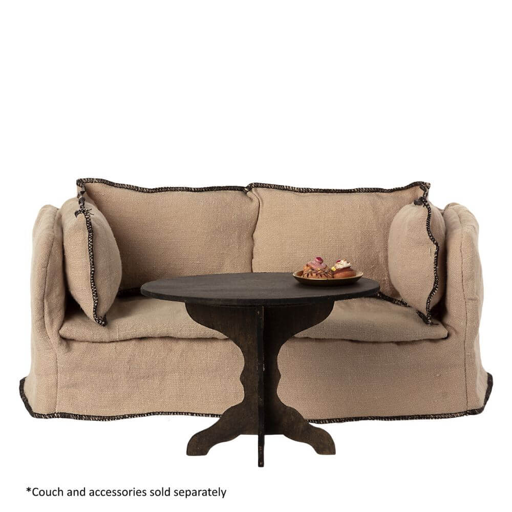 Maileg_Miniature_Coffee_Table_1