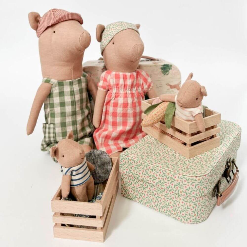 Maileg_Pig_Baby_in_Box_2024_Style