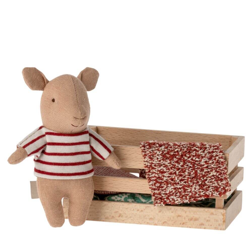 Maileg_Pig_in_Box_Baby_Girl