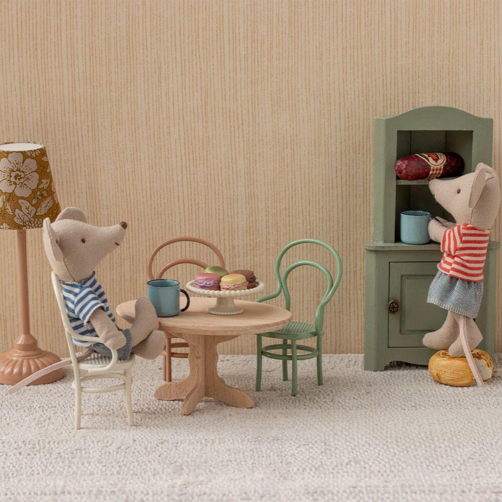 Maileg_Vintage_Chair_Mouse_Mint