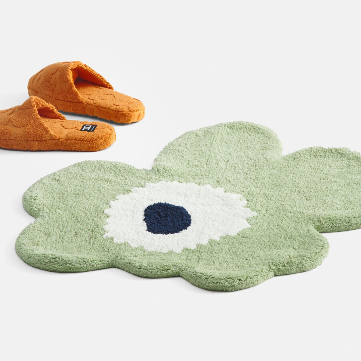 Marimekko-unikko-cotton-bath-mat-sage