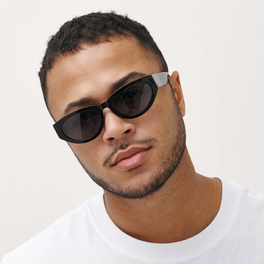 Messy Weekend Audrey Sunglasses Black-Grey