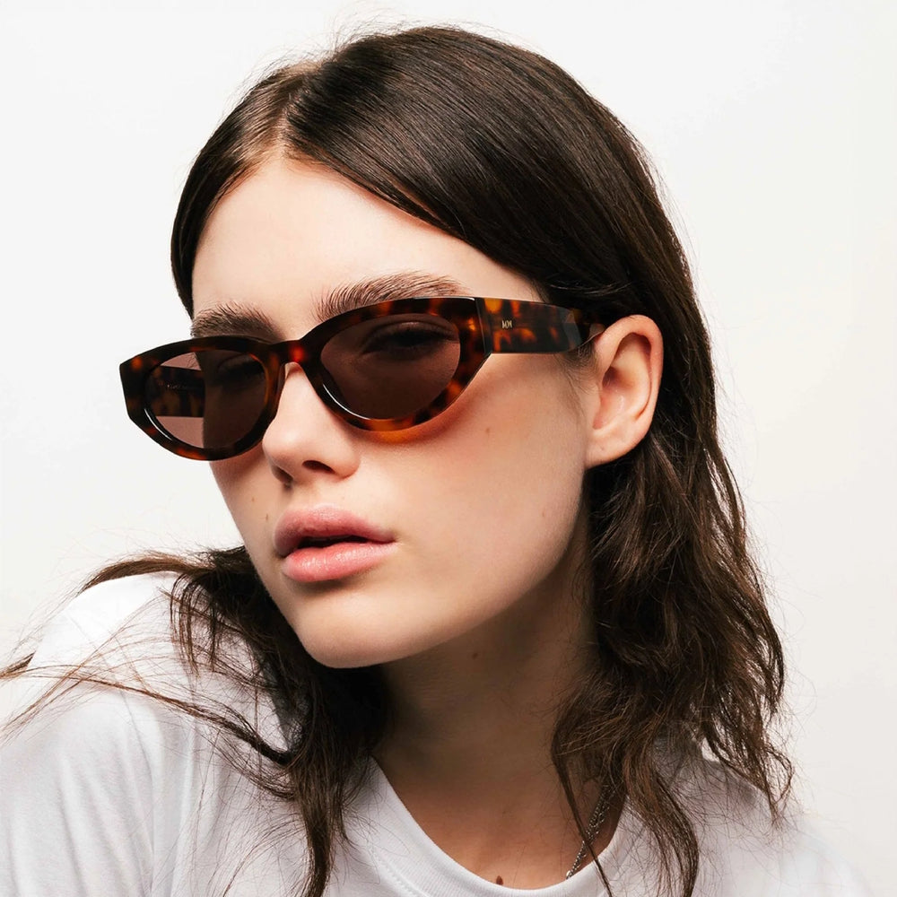 Messy Weekend Audrey Sunglasses Tortoise-Brown