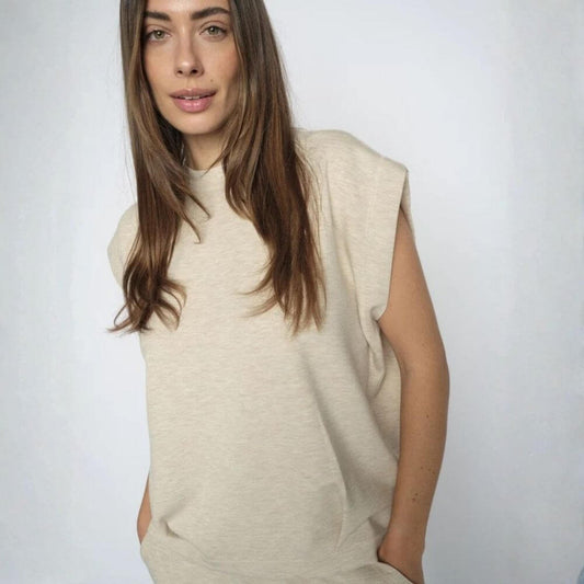 MosMoshNamaraSweatshirt-Model