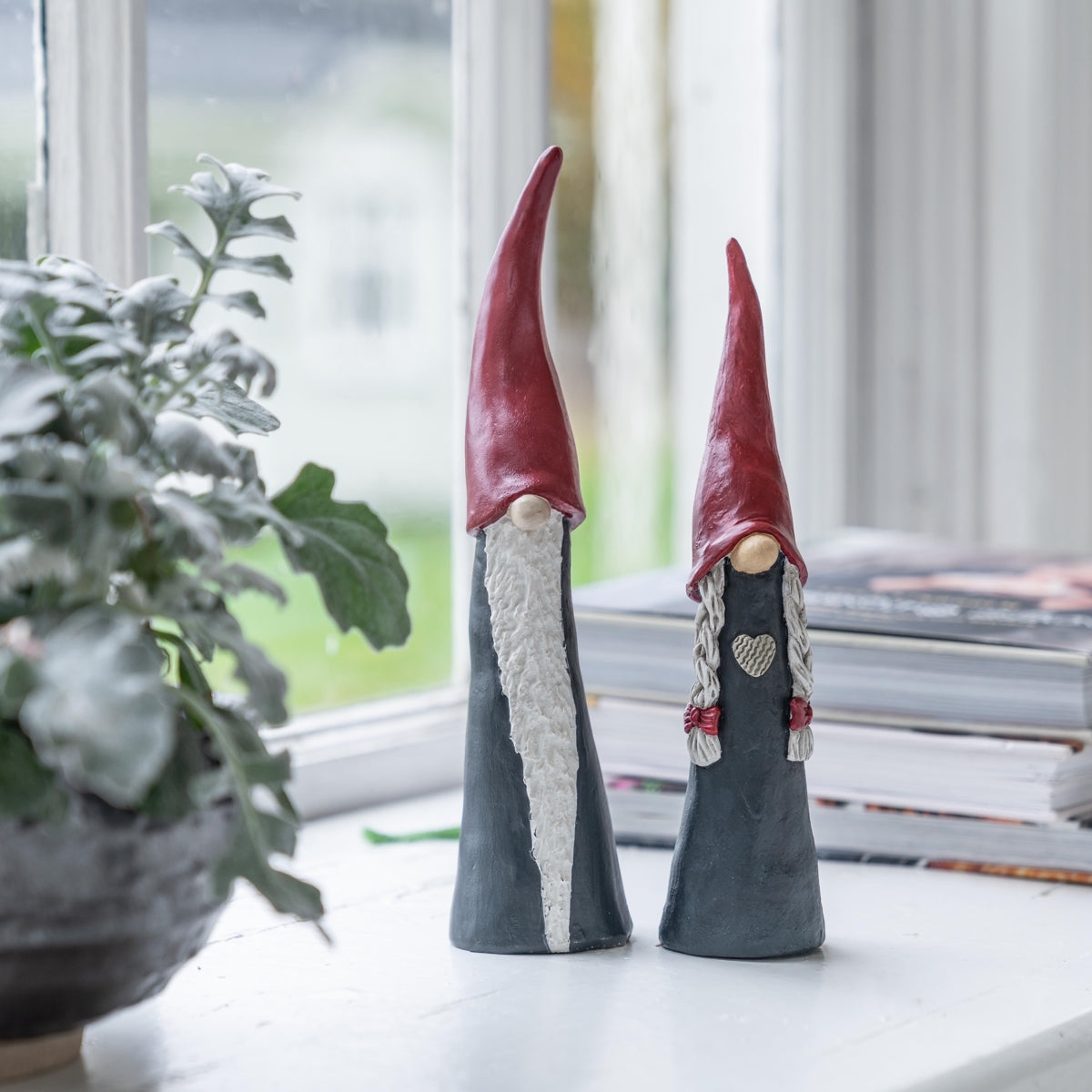 Naasgransgarden-tall-santa-21cm