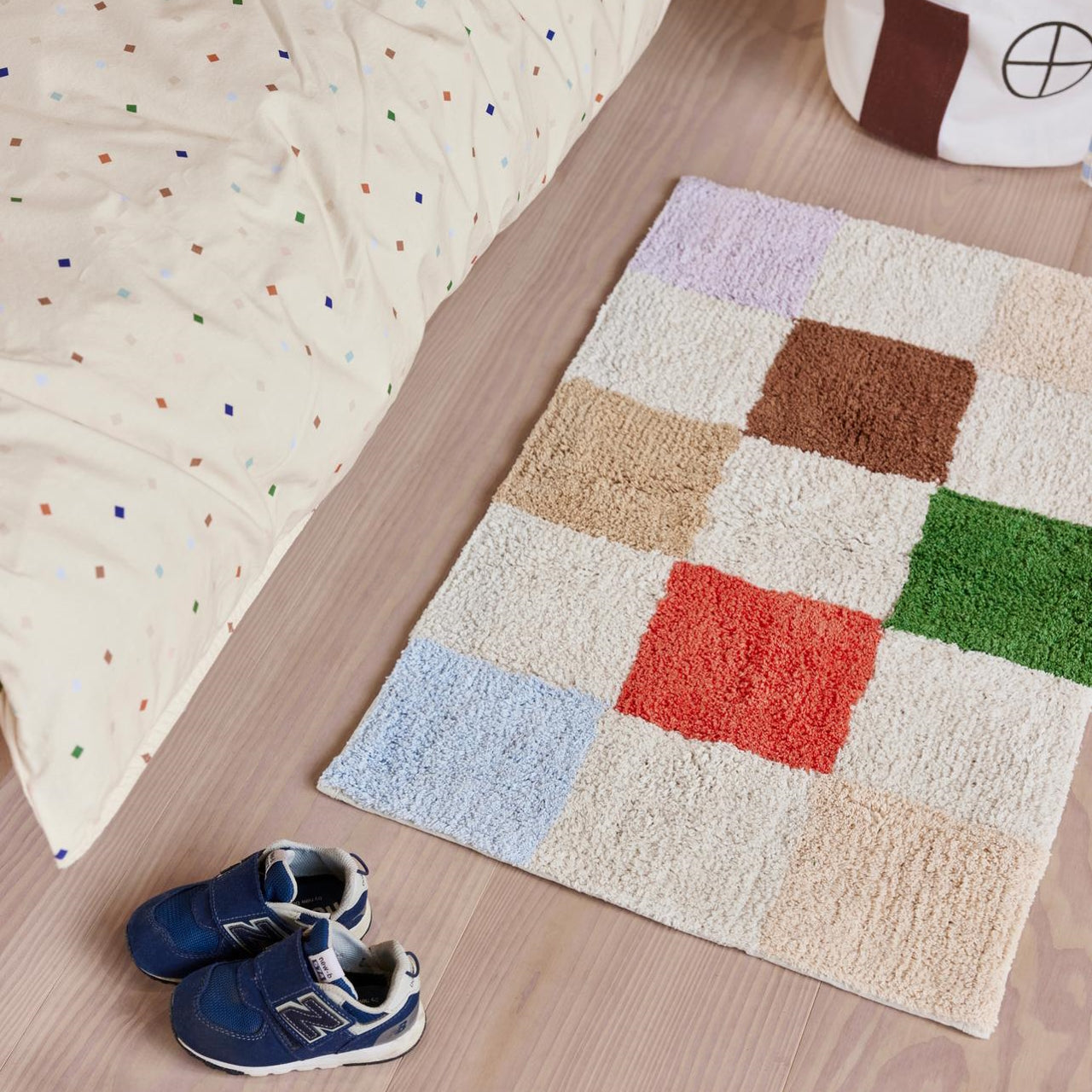 oyoy-chess-rug-small-multi