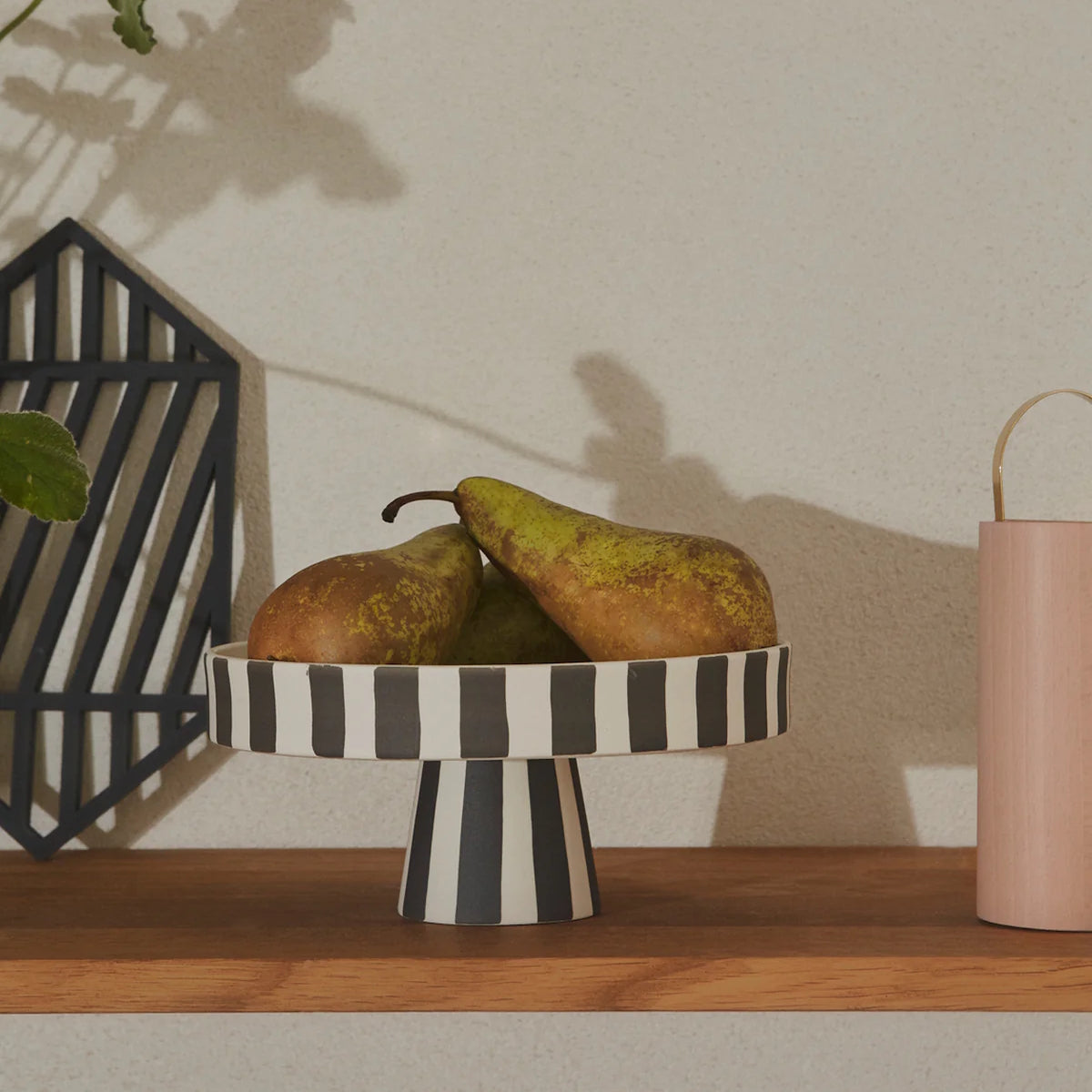 OYOY Toppu Tray white-black