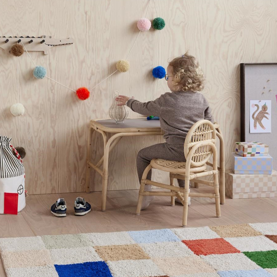 oyoy-nana-mini-rattan-chair