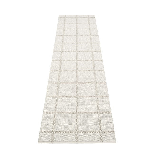 Pappelina-ada-rug-fossil-grey70x450